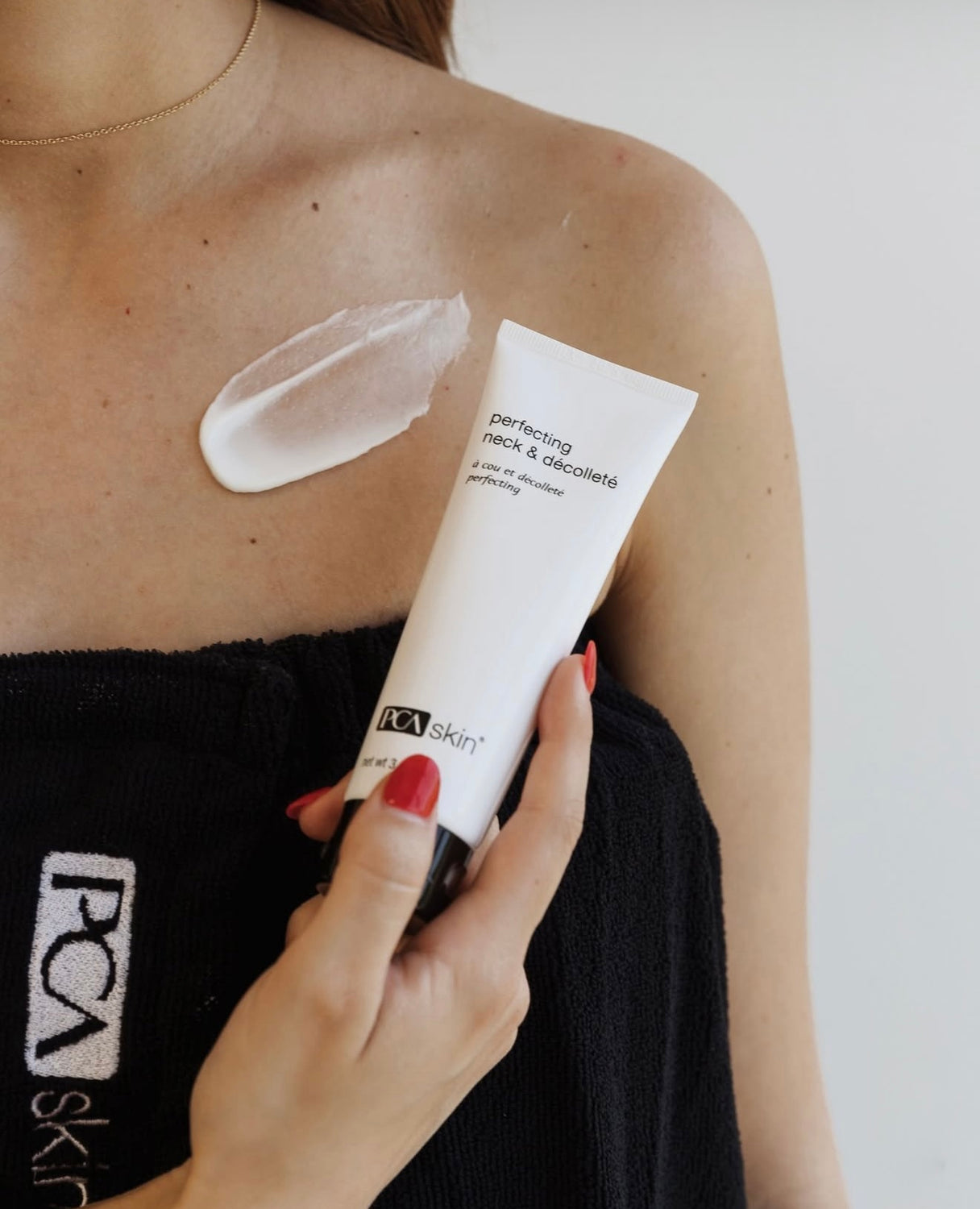 Perfecting Neck and Décolleté Cream